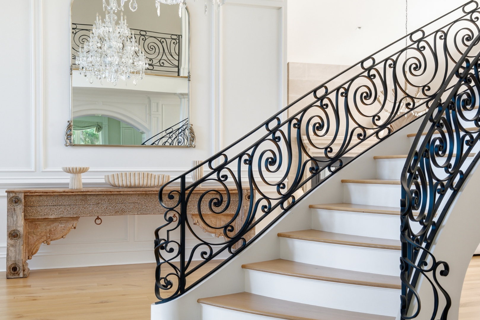 Foyer — arched windows and garden views